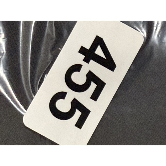 UNIQLO DISNEY WOMENS SWEATER PULLOVER‎ SIZE SMALL SNOW WHITE FADED GRAY - Picture 8 of 8